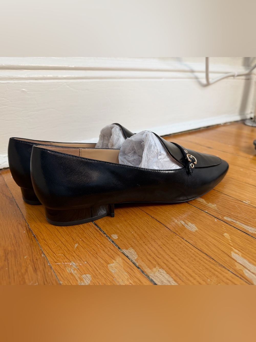 Coach Black Leather Pointed-Toe Loafers with Gold Hardware size 9.5 - Picture 4 of 8